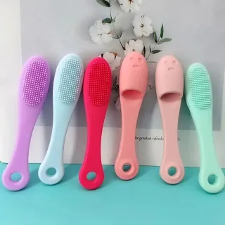 Blackhead Remover Soft Silicone Nose Cleaning Brush (2 pc)